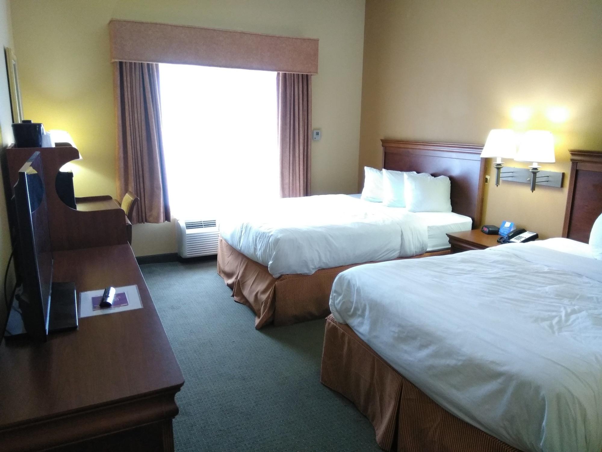 Hotel Baymont By Wyndham Clinton Exterior foto