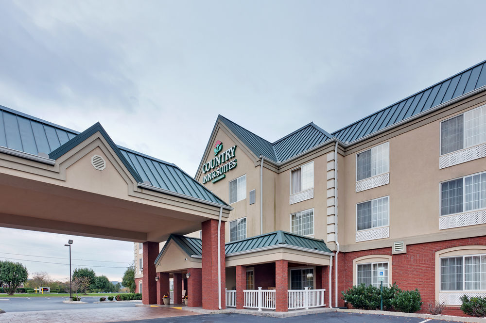 Hotel Baymont By Wyndham Clinton Exterior foto